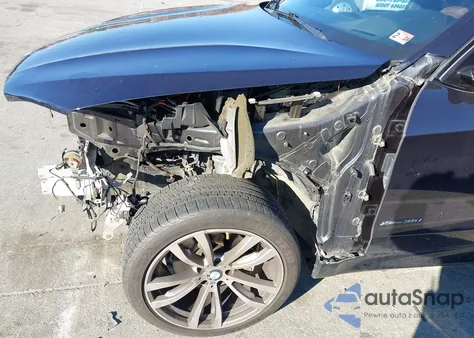 2015 BMW X5 xDrive35I z USA, uszkodzony, nr VIN 5UXKR0C54F0P15621